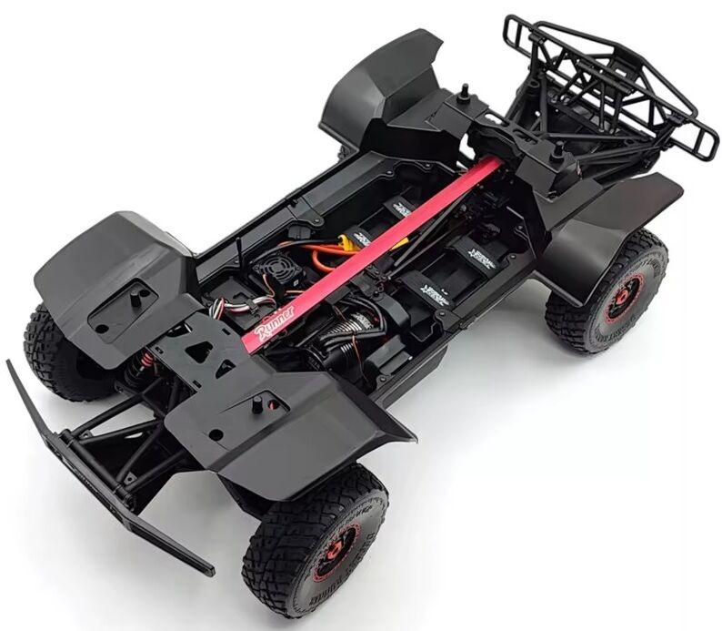 Model TT 1/7 8S Runner