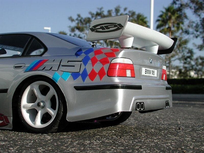 7450 - BMW M5 BODY (200mm) Boyasız