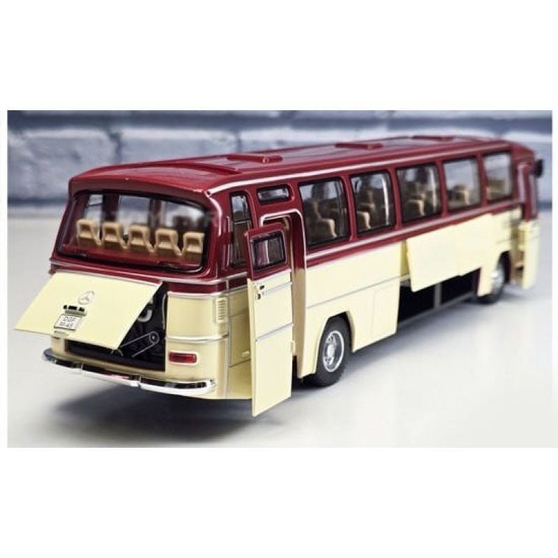 Mercedes Benz O302 Klasik Diecast Otobüs 1/24 Ölçek Kırmızı