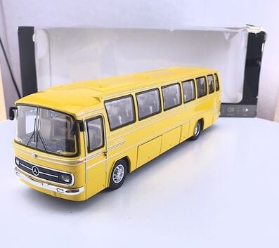 Mercedes Benz O302 Klasik Diecast Otobüs 1/24 Ölçek Sarı