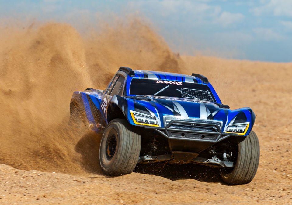 MAXX SLASH 4X4 6S