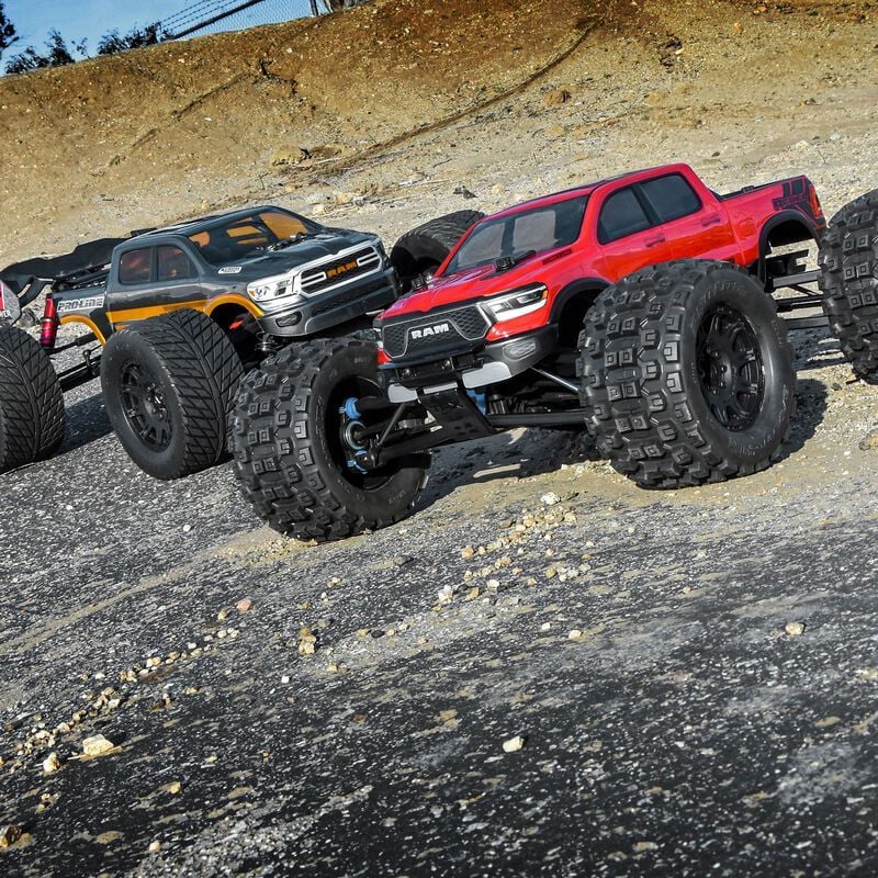 1/8 Badlands MX38 3.8'' All Terrain Tires 8x32 17mm Hex 4 Adet