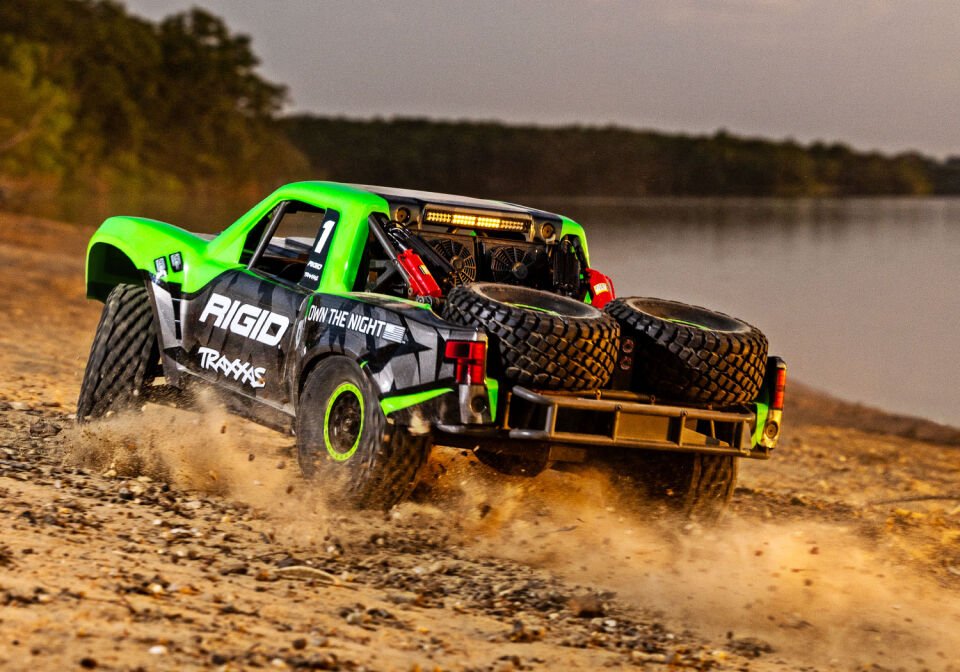 UDR  ( Unlimited Desert Racer) Yeşil