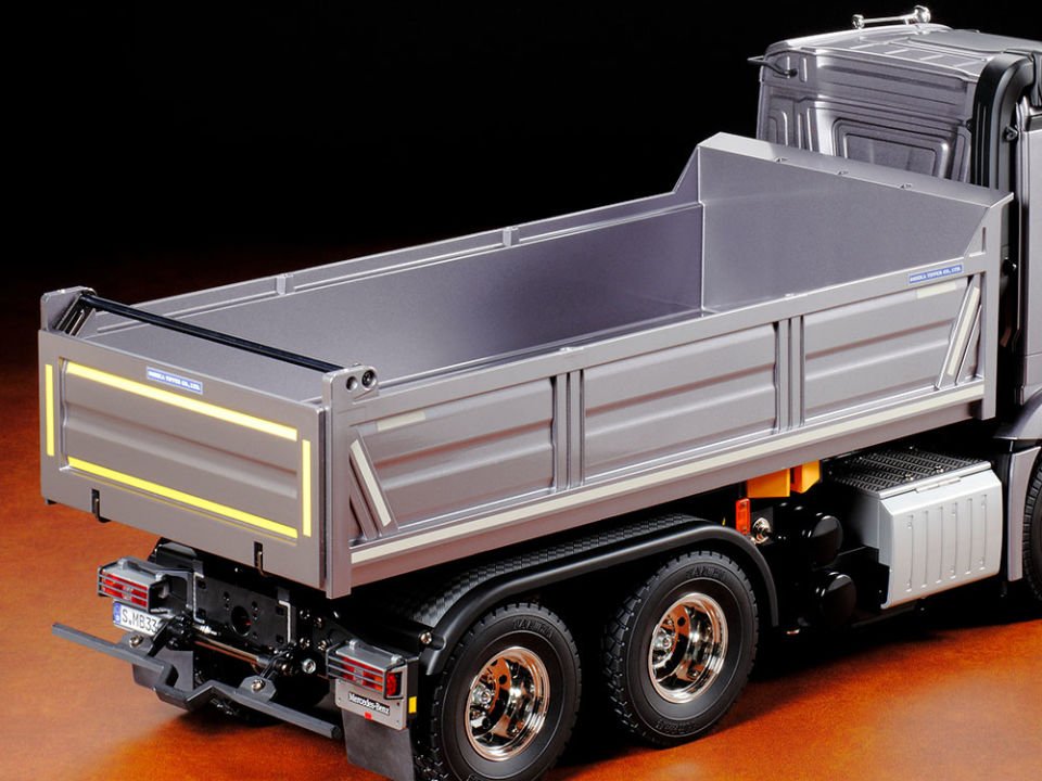 Tamiya 1/14 Mercedes Arocs 3348 Tipper Truck 6x4 Demonte
