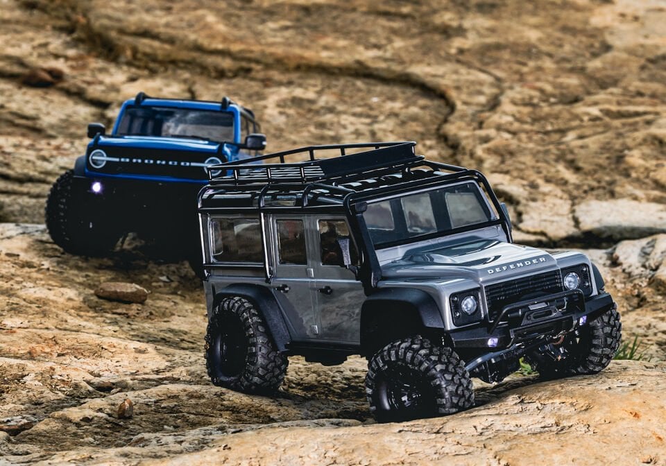 TRX-4M Defender 1/18 Mini Crawler